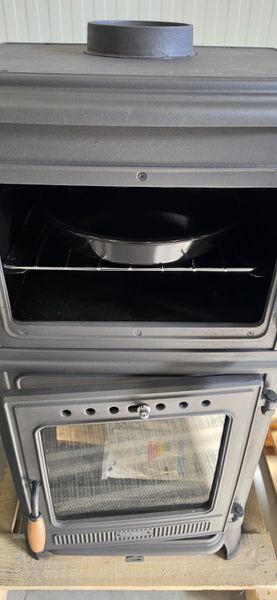 Hovedbilde Vedkomfyr 8010CL HJØRNE koketopp bakerovn 7kW sideglass ...